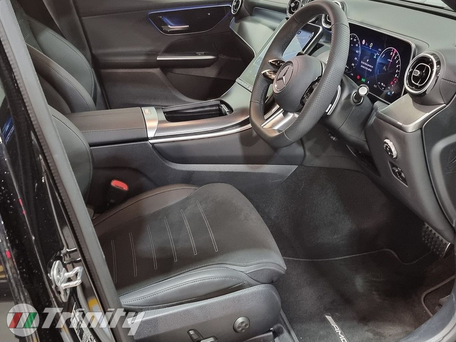 2025 Mercedes-Benz GLC Class - image 8