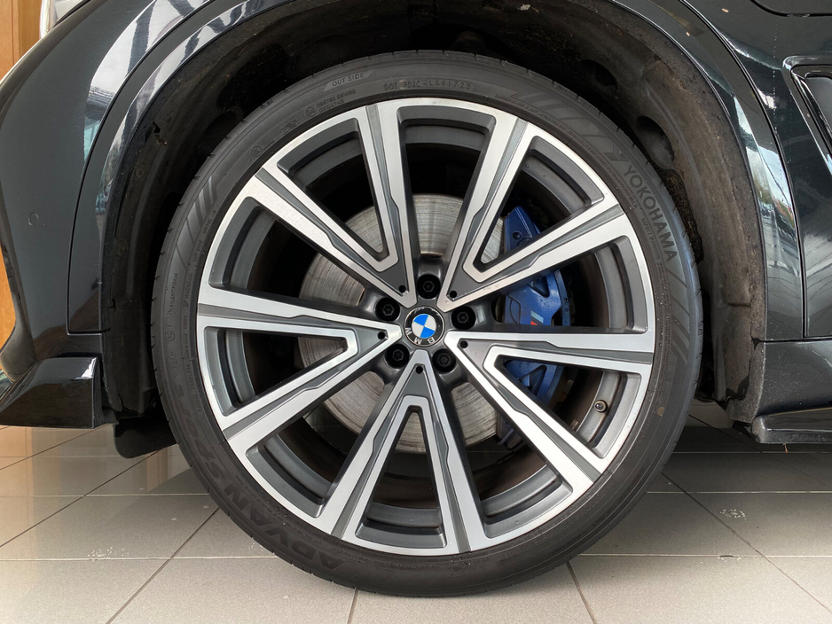 2021 BMW X5 xDrive45e M Sport €64,950