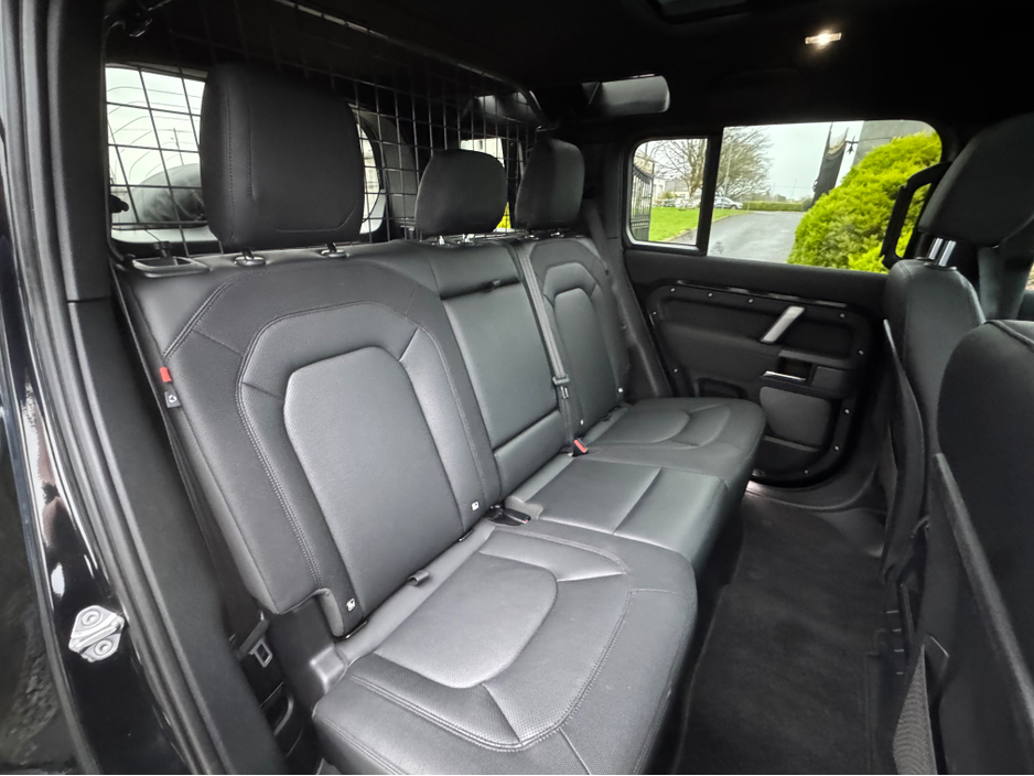 2023 Land Rover Defender 110 P400e X-DYNANIC AUTO URBAN==HUGE SPEC== €84,950