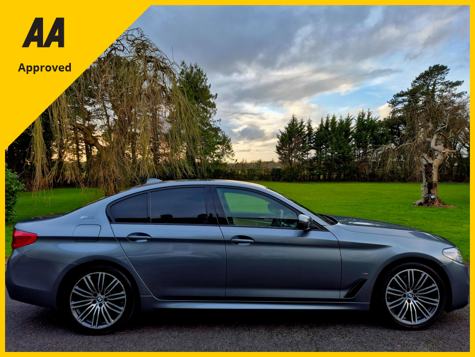 2019 BMW 5 Series 530E+M-Sport+Sunroof+Warranty) €26,995