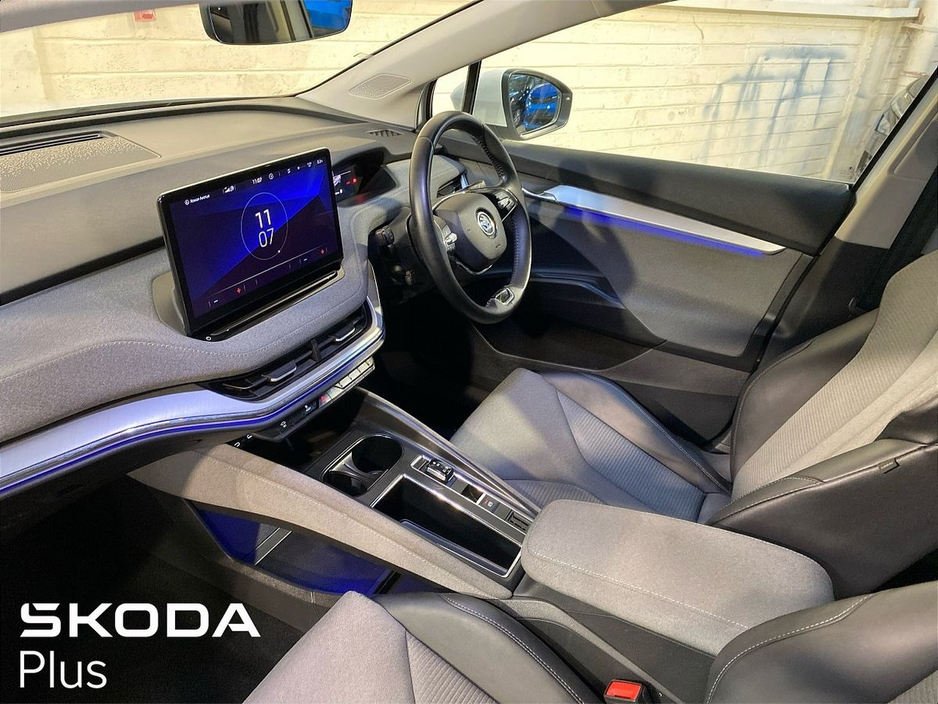 2023 Skoda Enyaq - image 4