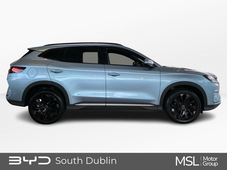 2025 BYD Seal U - image 7