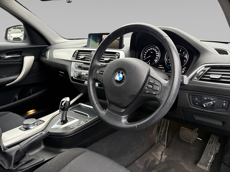 2017 BMW 1 Series - image 15