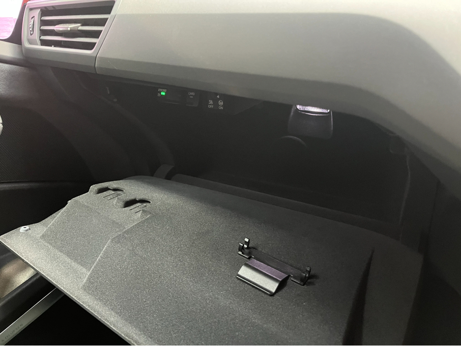 2023 Audi e-tron - image 21