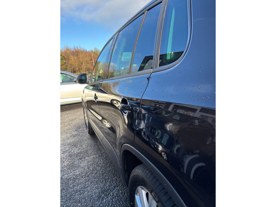 2014 Volkswagen Tiguan - image 13