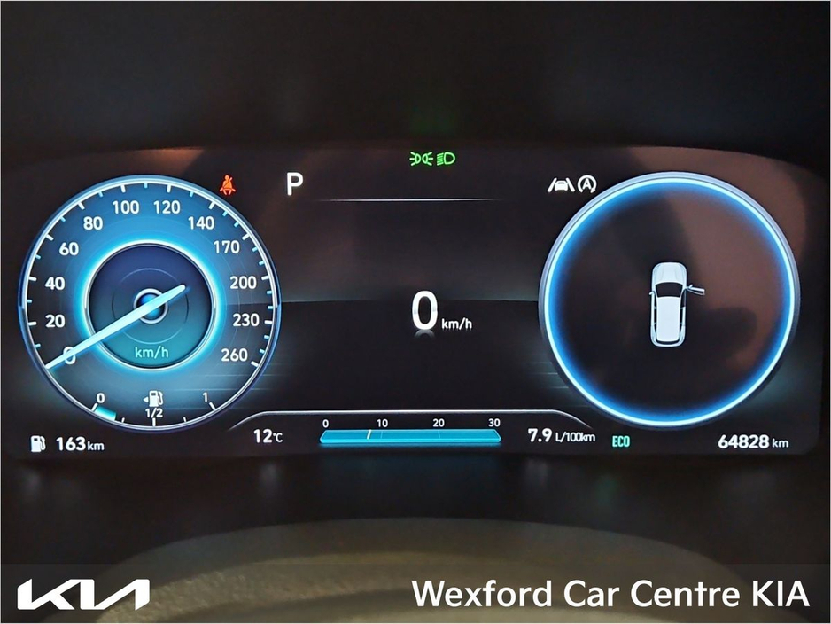 2022 Hyundai Santa Fe - image 12