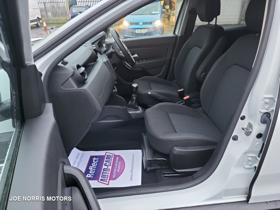 2019 Dacia Duster COMFORT BLUE DCI 115 MY 4DR €14,995