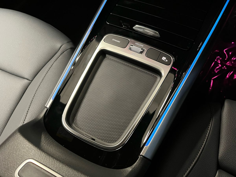 2026 Mercedes-Benz GLA Class 180d Progressive - 18 Inch Alloys - Reversing Camera - Ambient Lighting - Sat Nav - Climate Control - Heated Seats - Keyless Start - Apple CarPlay/Android Auto €60,760