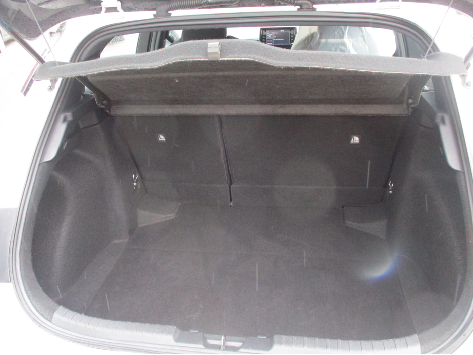 2019 Toyota Corolla - image 10