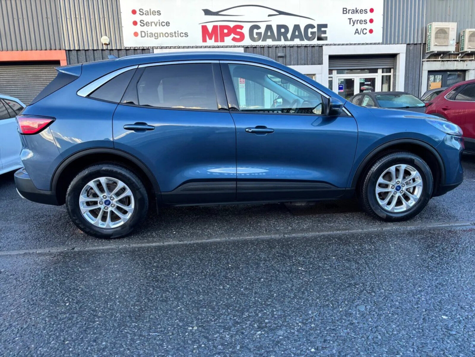 2023 Ford Kuga 2.5 Duratec 225PS PHEV Titanium Auto €22,500