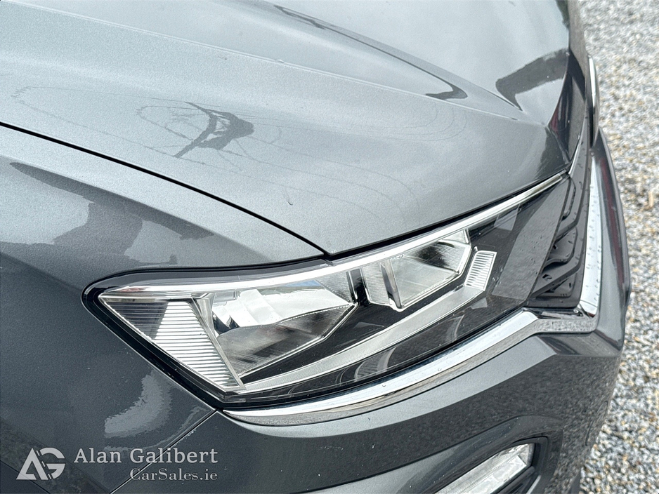 2021 Volkswagen T-Roc - image 19