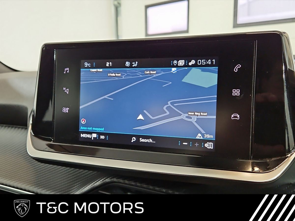 2023 Peugeot 2008 Automatic - Heated Seats - Reversing Camera & Sensors, 18" Diamond Cut Alloy Wheels, Cruise Control, Apple Car Play/Android Auto €27,995