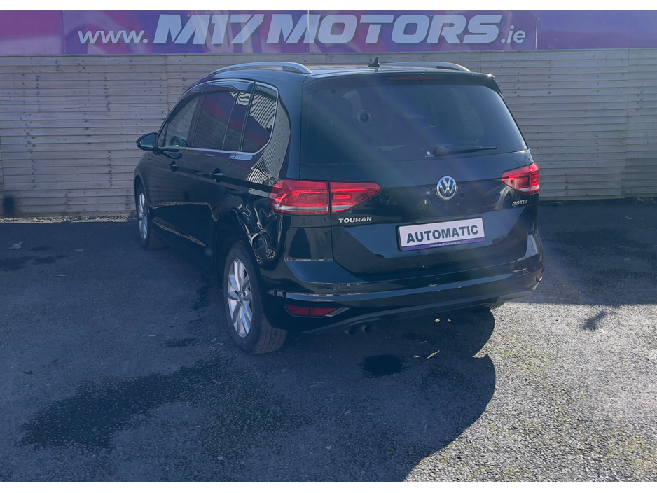 2018 Volkswagen Touran - image 6