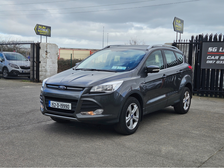 2015 Ford Kuga - image 2