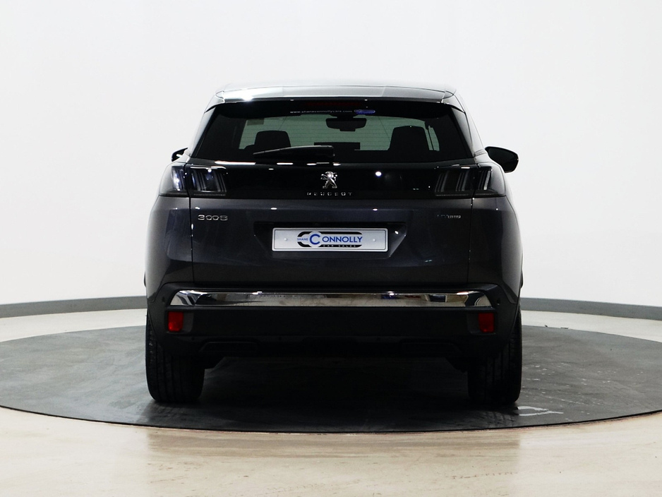 2022 Peugeot 3008 - image 5