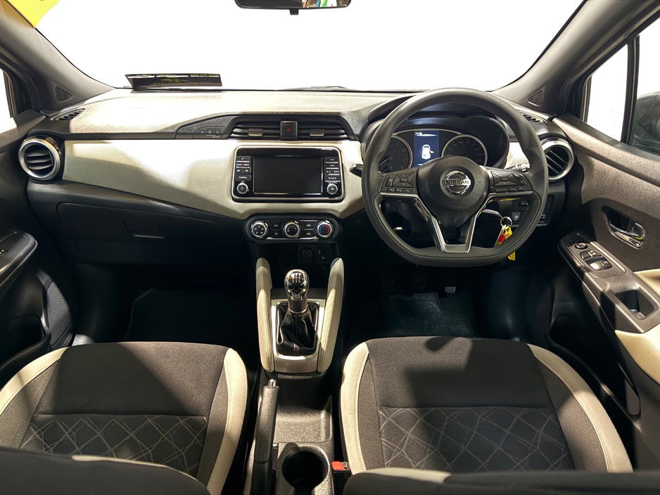2017 Nissan Micra - image 12