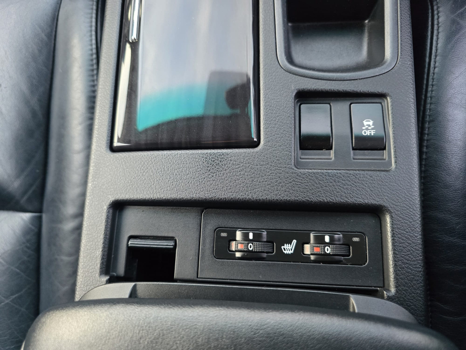 2012 Lexus RX 450 h - image 29