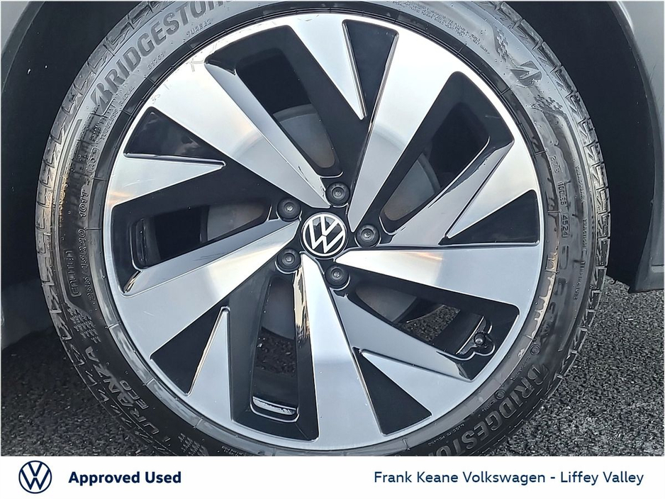 2022 Volkswagen ID.5 - image 8