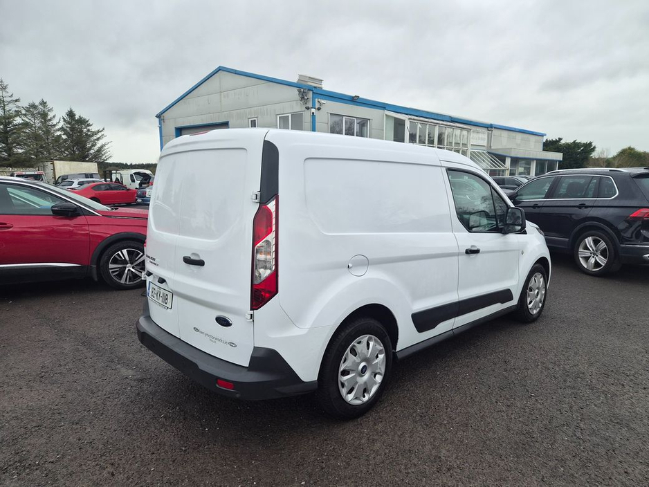 2018 Ford Transit Connect - image 5