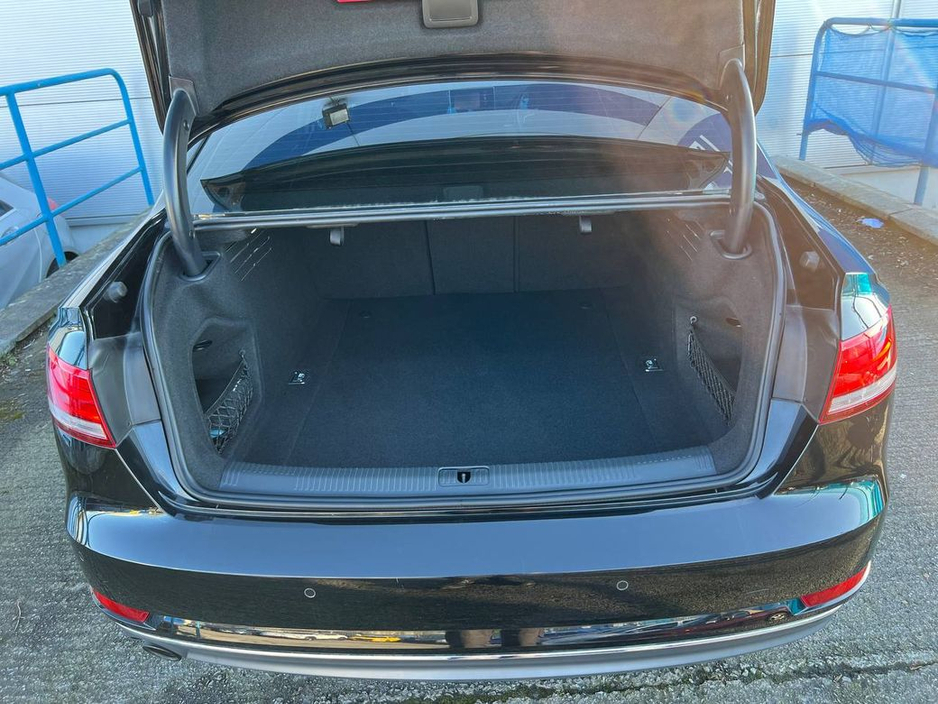 2017 Audi A4 - image 13