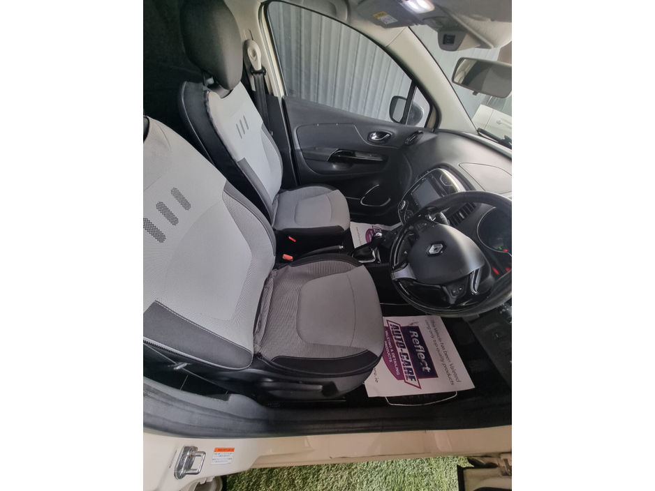 2014 Renault Captur - image 12