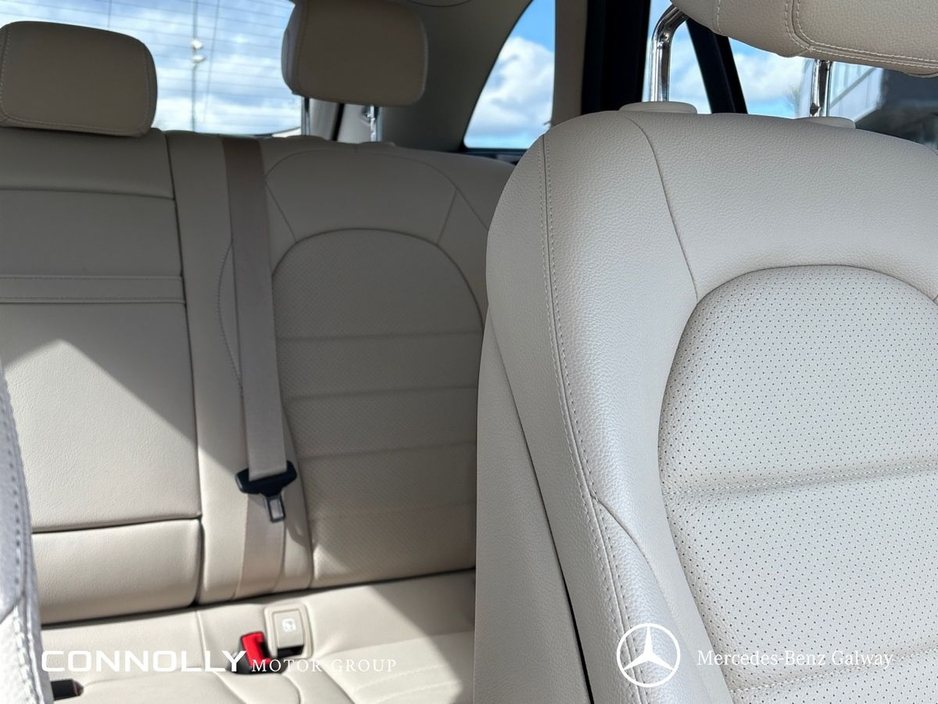 2020 Mercedes-Benz GLC Class - image 18