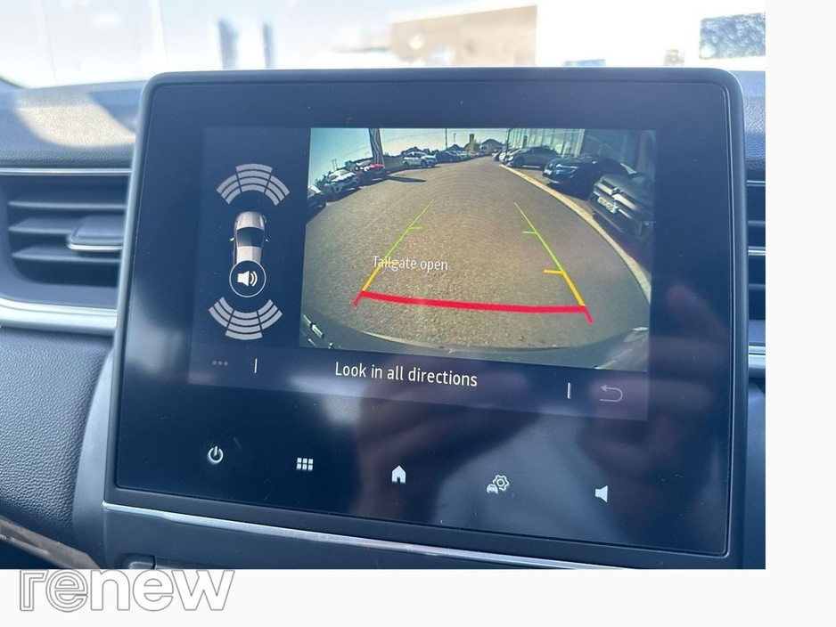 2023 Renault Captur - image 13