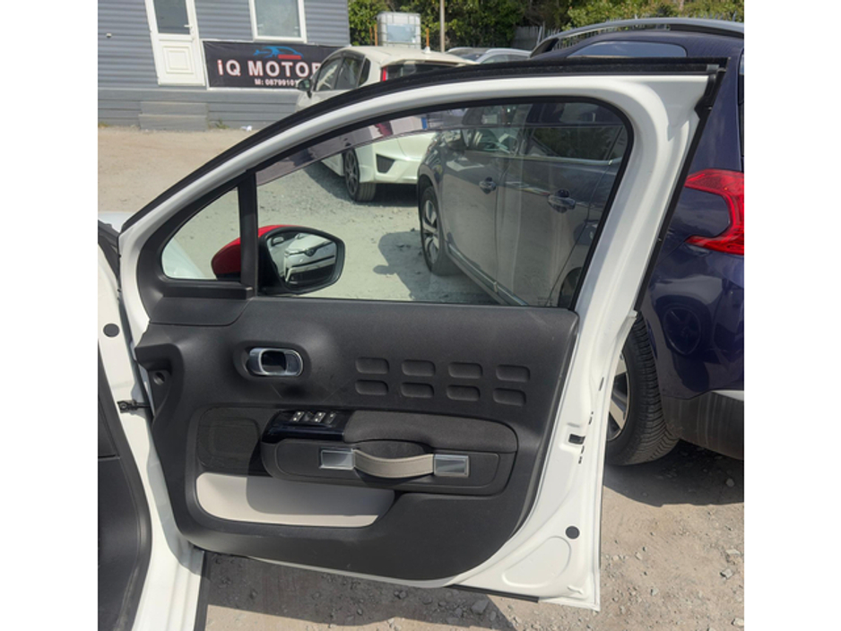 2017 Citroen C3 - image 9