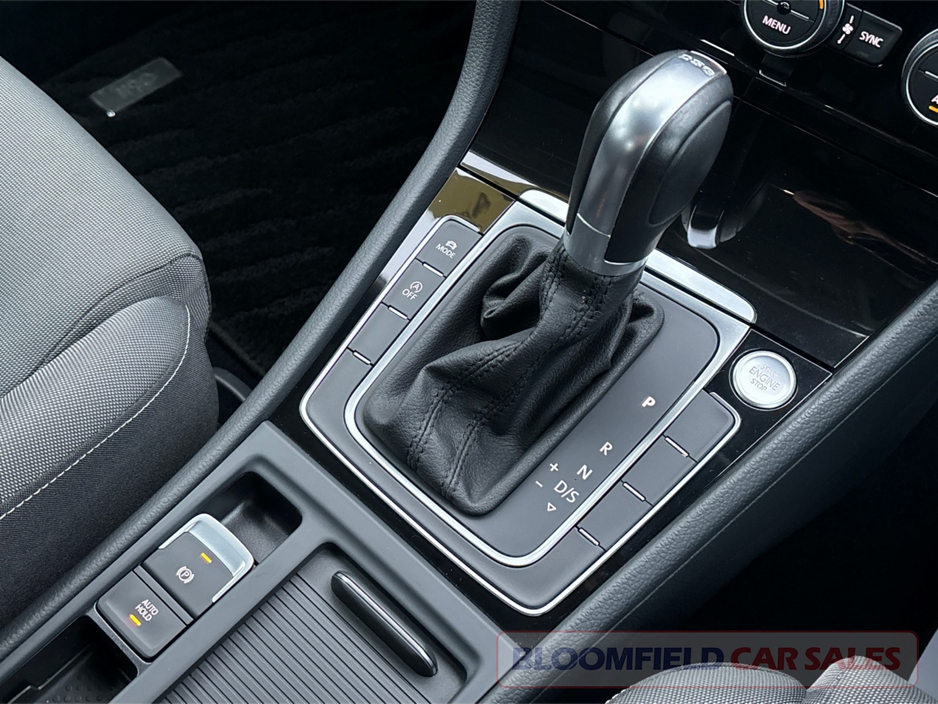 2016 Volkswagen Golf 1.4 HIGHLINE , AUTO // IMMACULATE €14,950