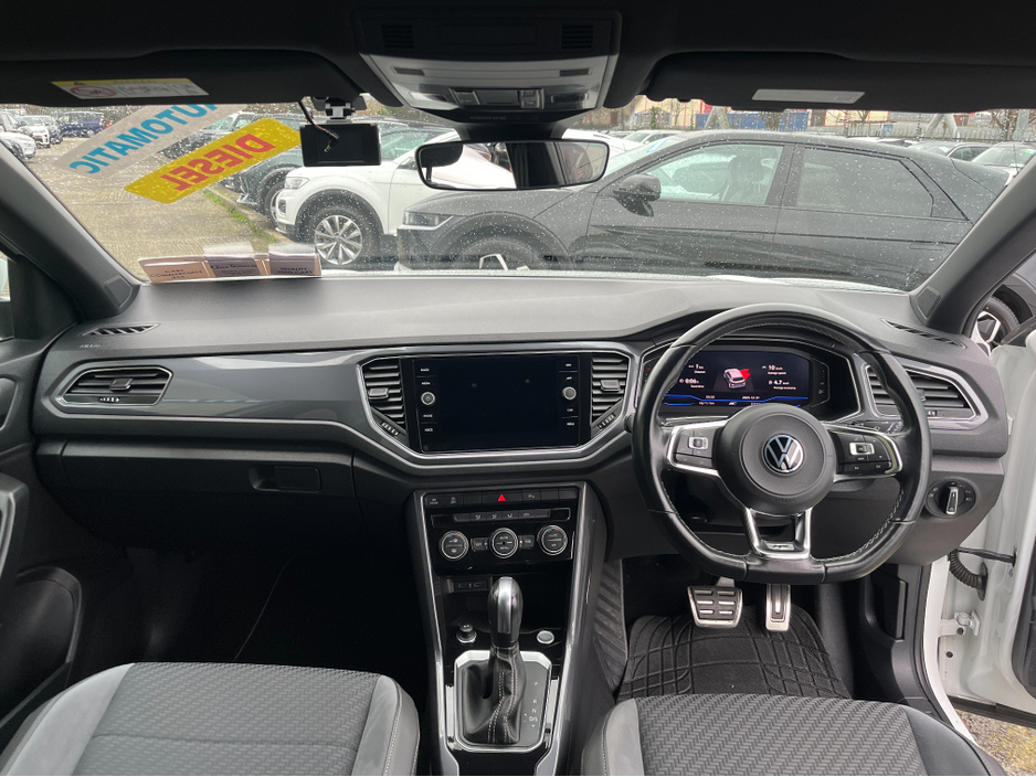 2021 Volkswagen T-Roc R-LINE AUTOMATIC 2.0 DIESEL //LOW MILES//HALF LEATHER SEATS//ADAPTIVE CRUISE CONTROL//REVERSE CAMERA//KEYLESS ENTRY// €27,950