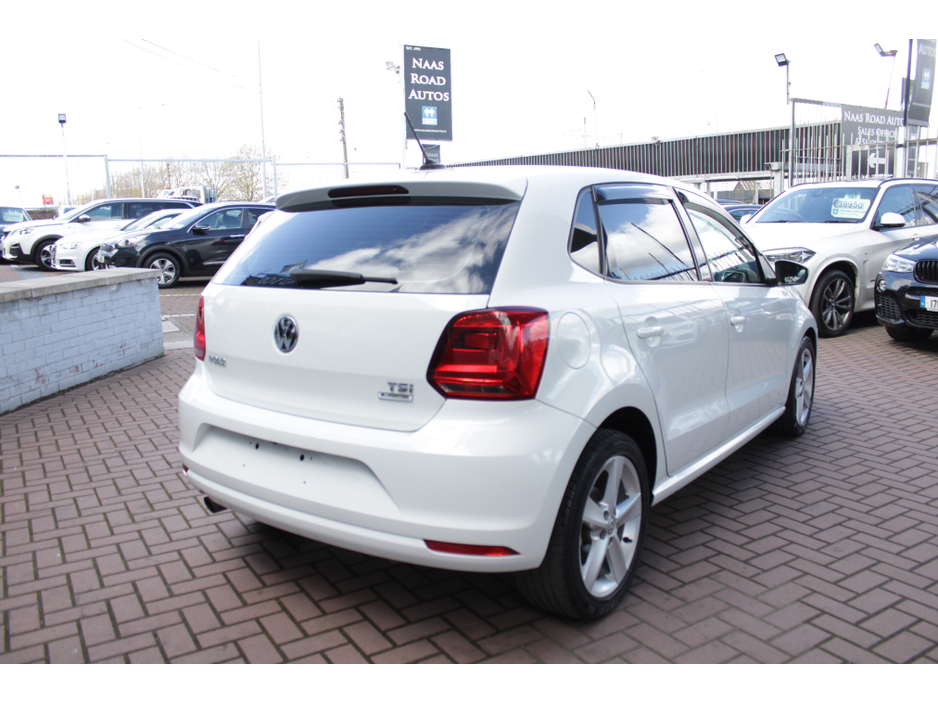 2018 Volkswagen Polo - image 4