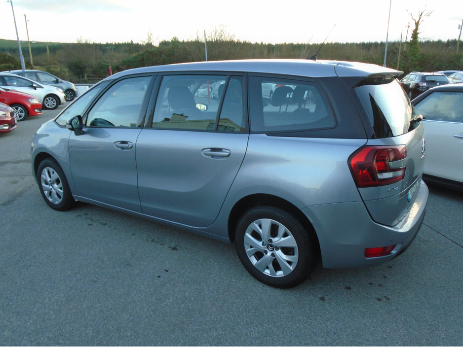 2017 Citroen Grand C4 Picasso TOUCH BLUEHDI 120 4DR BLACK EDITION €7,750