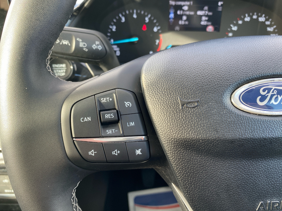 2023 Ford Puma - image 9