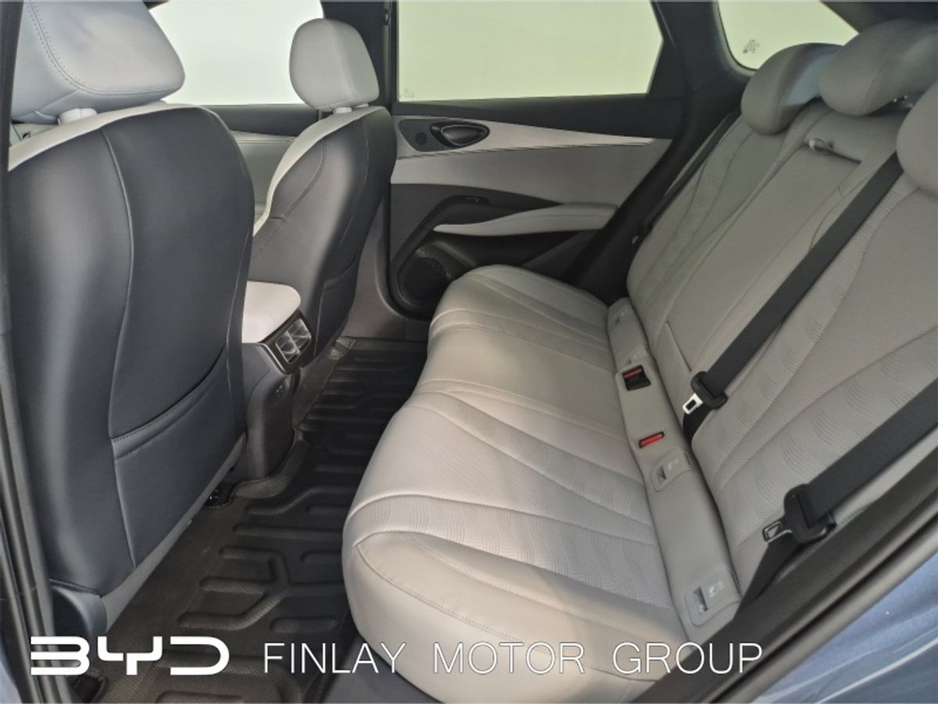 2026 BYD Seal - image 7