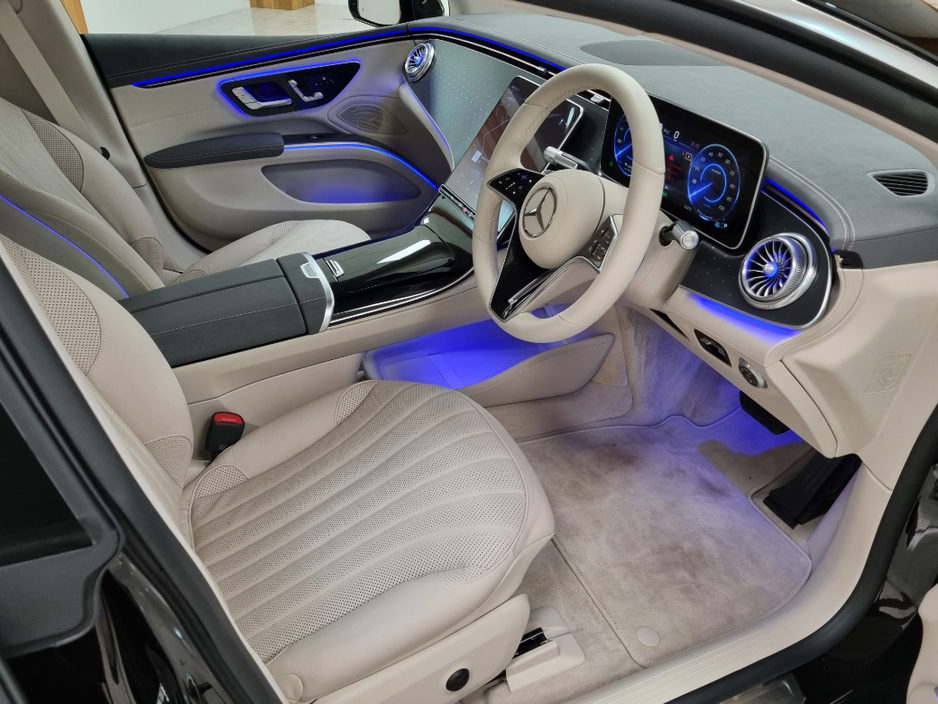 2022 Mercedes-Benz EQS - image 11