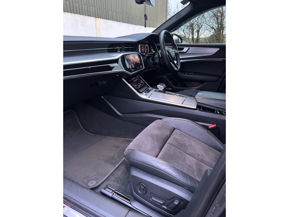 2020 Audi A6 - image 18