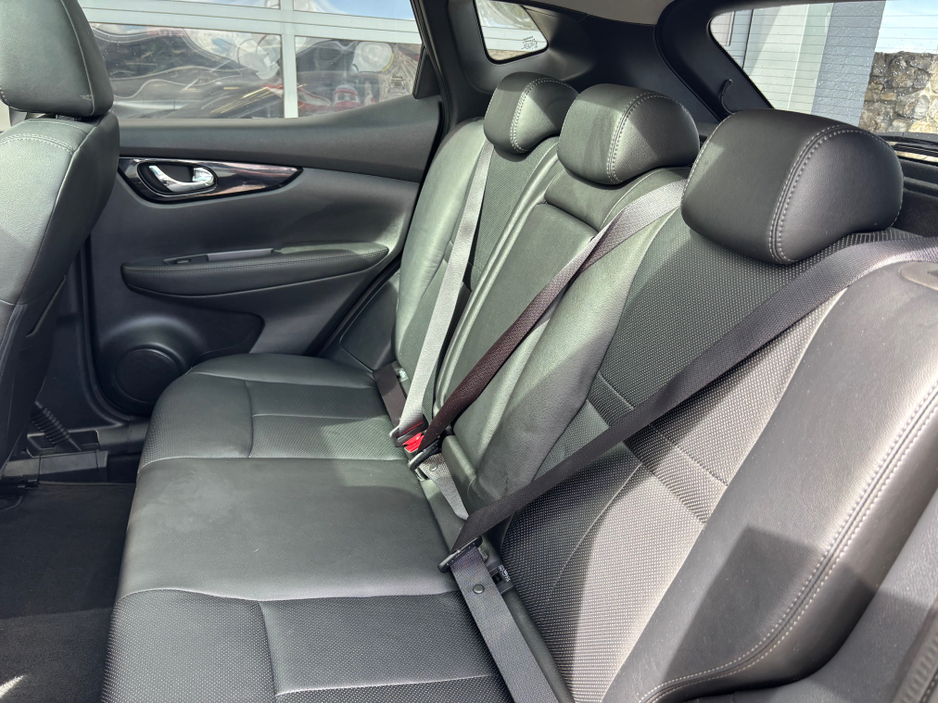 2016 Nissan Qashqai - image 18