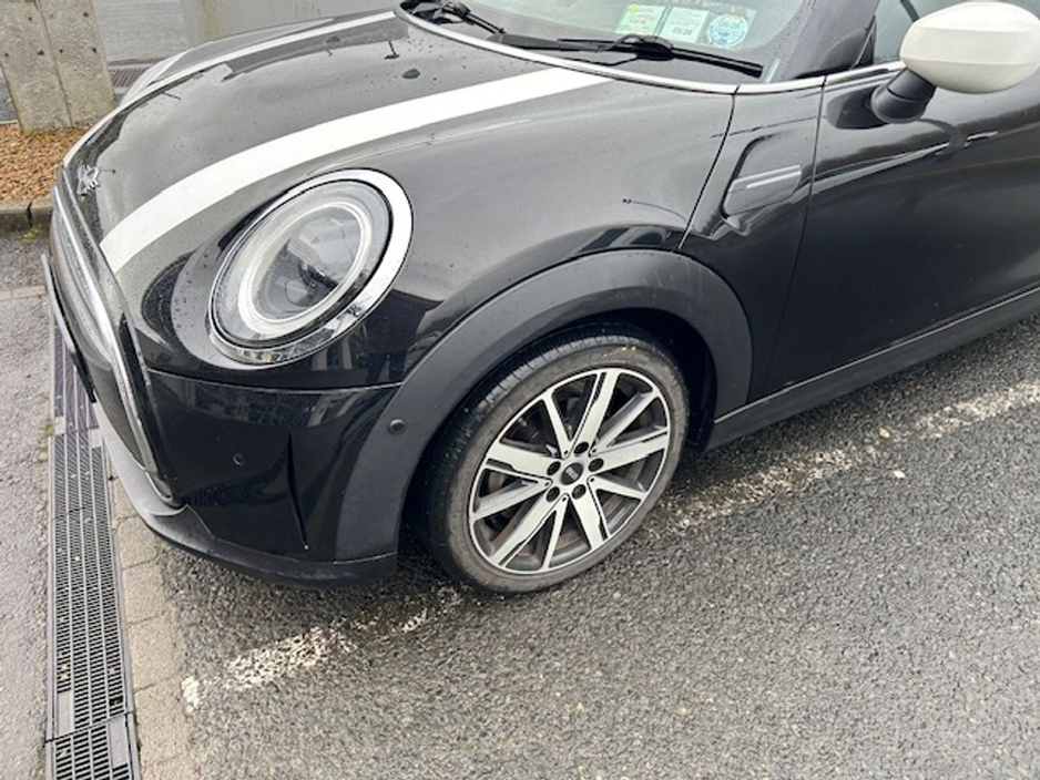 2022 MINI Hatch - image 5