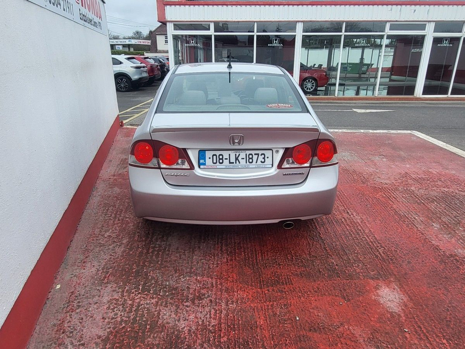 2008 Honda Civic - image 6