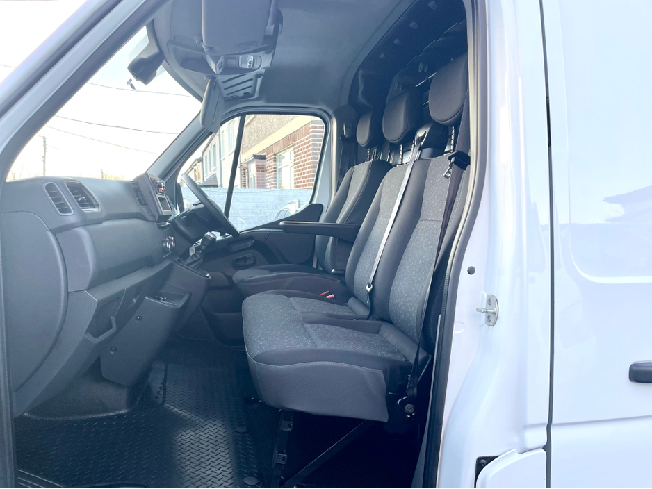 2022 Opel Movano L3H2 3500 2.3 CDTI 135BHP LWB €17,000