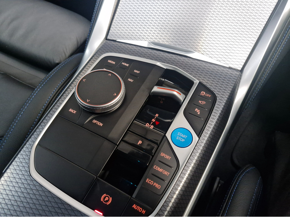 2024 BMW i4 - image 14