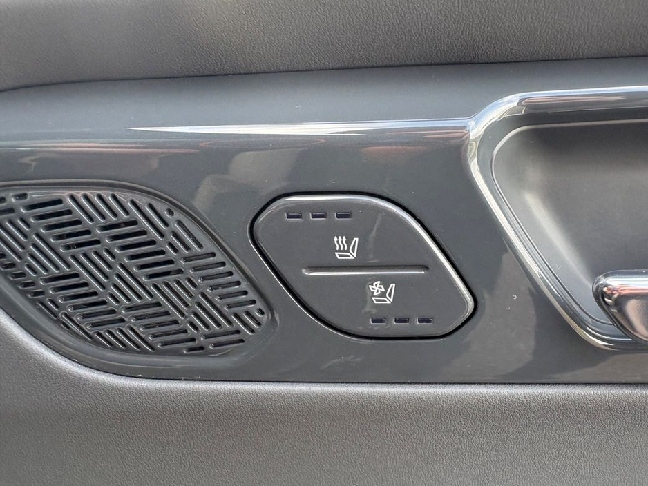 2024 Kia EV9 - image 12