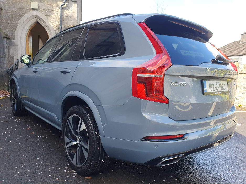 2019 Volvo XC90 - image 4