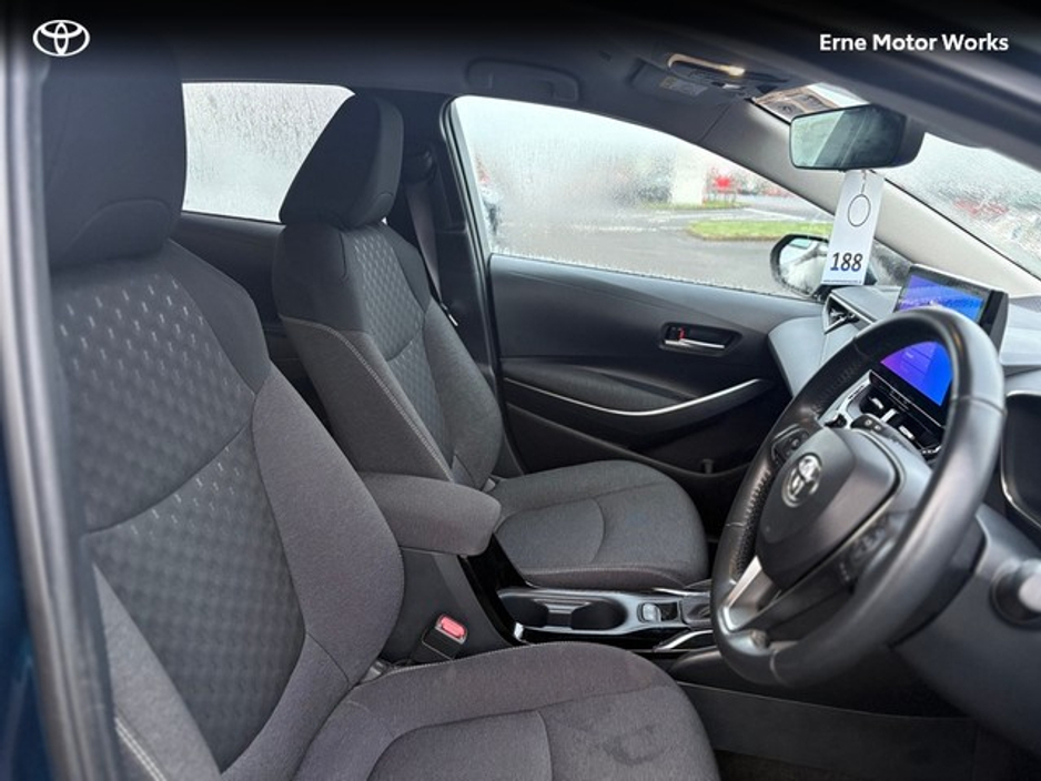 2023 Toyota Corolla COROLLA LUNA SPORT SALOON €28,450