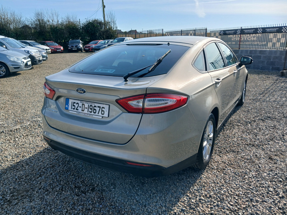2015 Ford Mondeo - image 9
