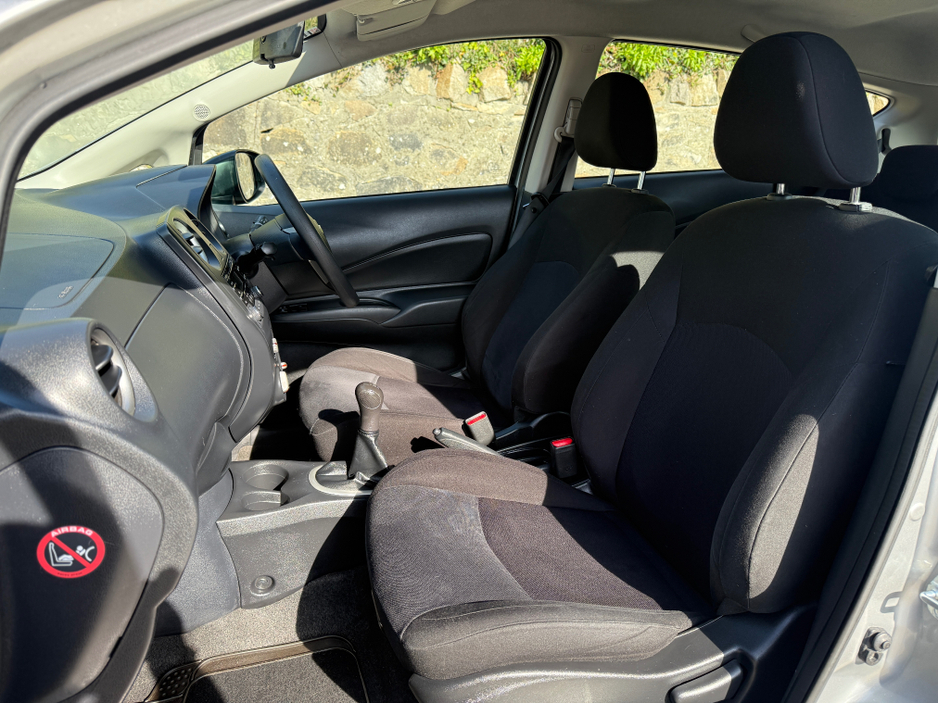 2015 Nissan Note - image 15