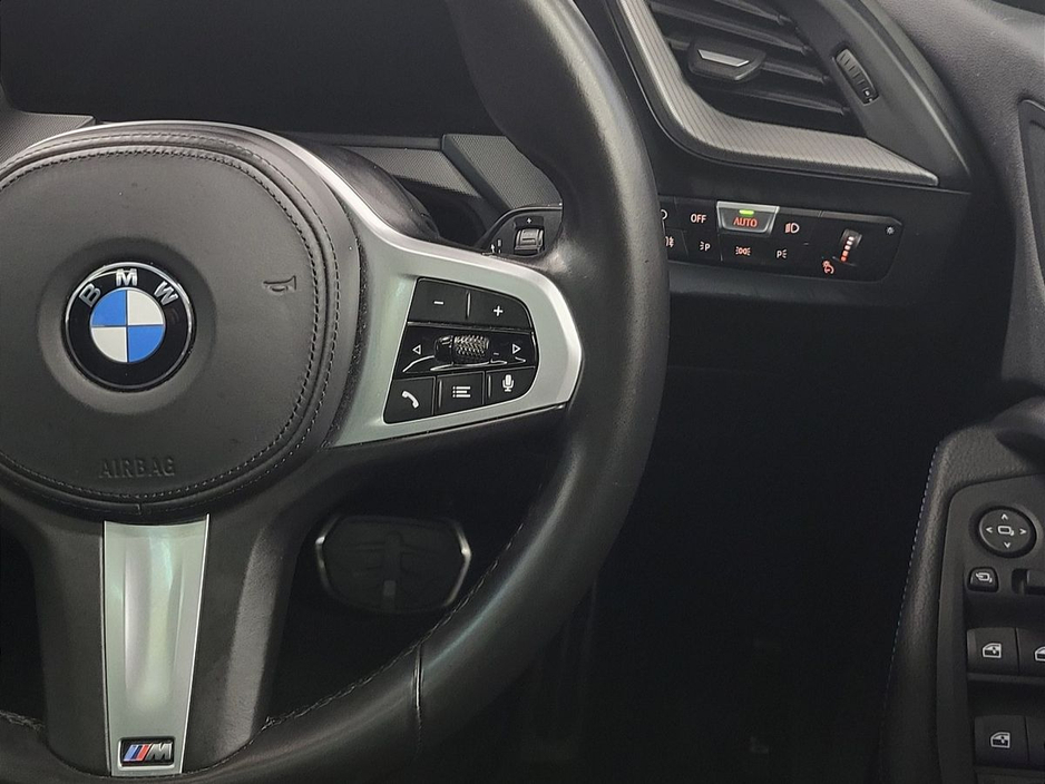 2022 BMW 2 Series - image 18