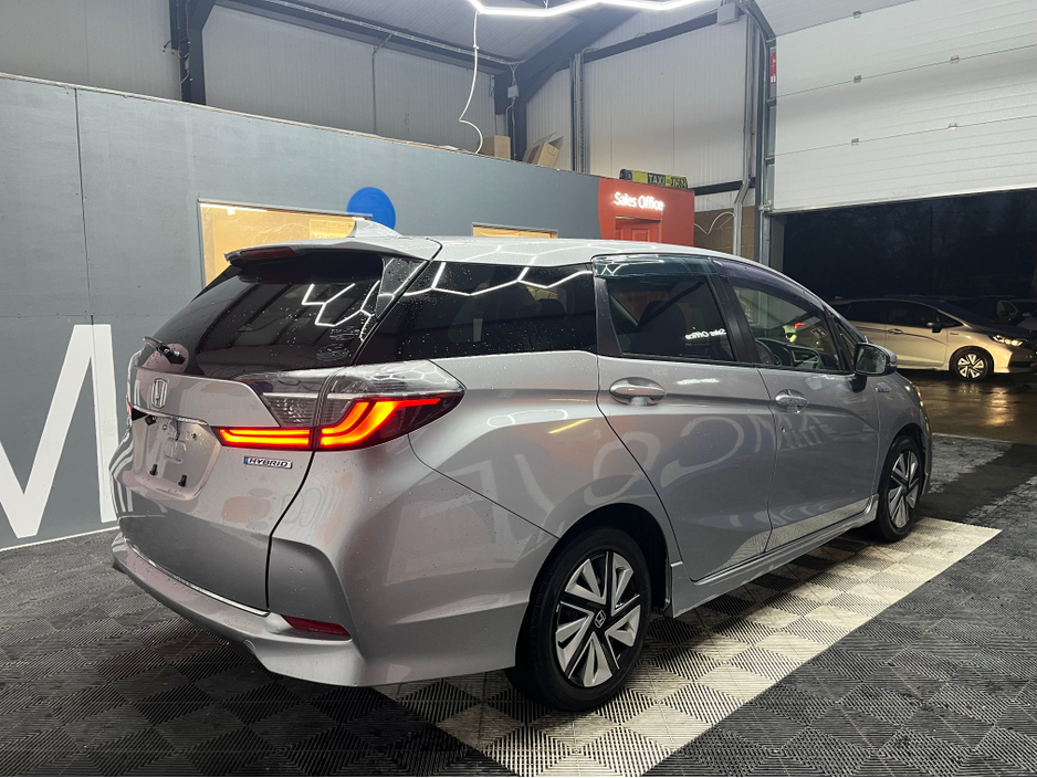 2020 Honda Shuttle €15950 2020 HONDA SHUTTLE HYBRID SENSING 1.5 / CRUISE CONTROL / REVERSE CAMERA €15,950