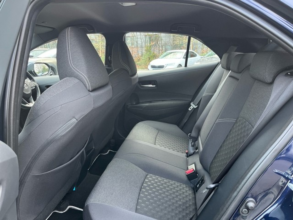2024 Toyota Corolla - image 7