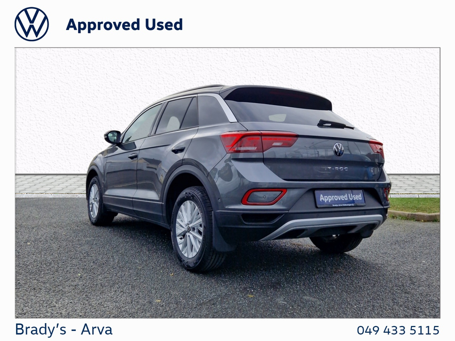 2023 Volkswagen T-Roc - image 15